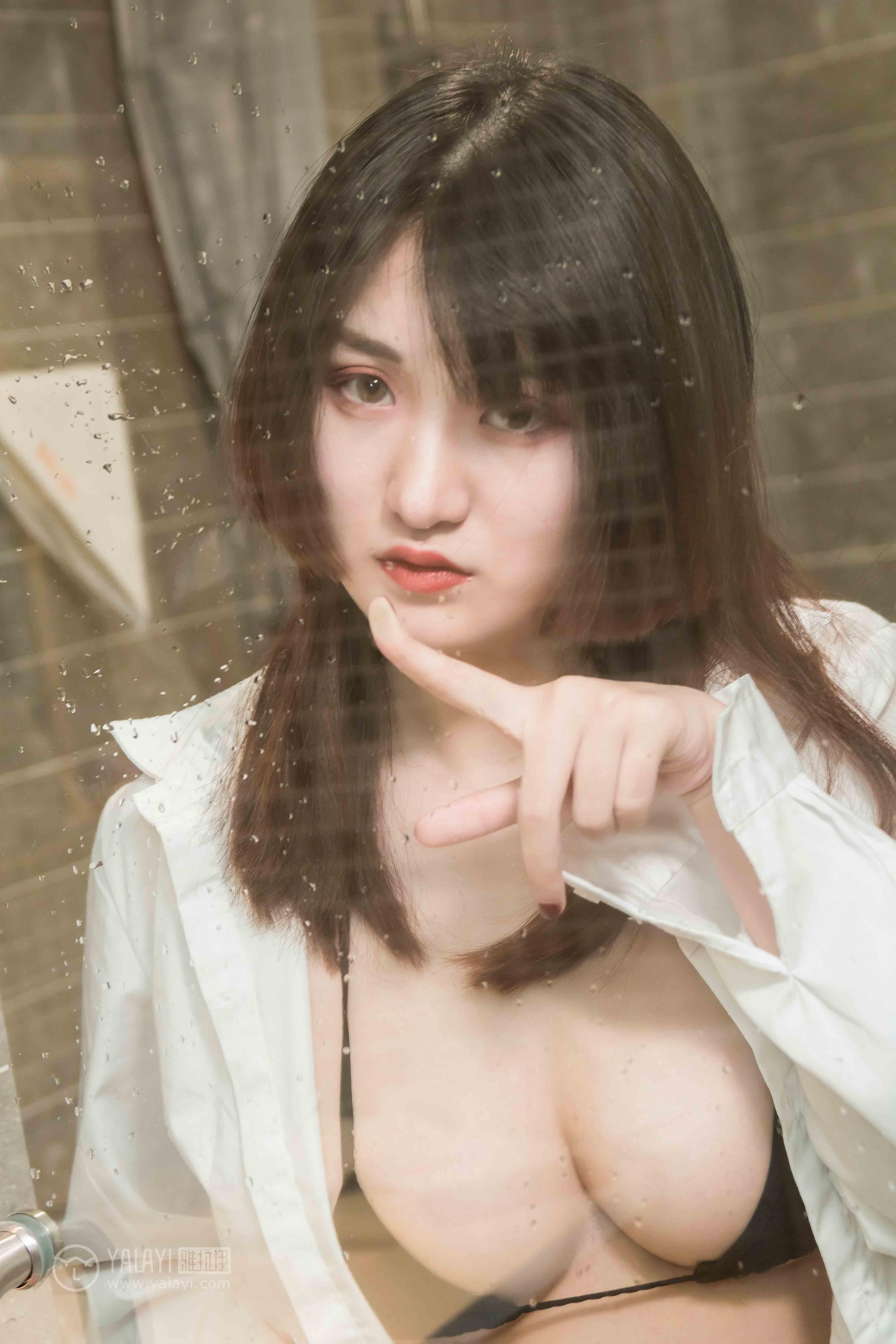 [YALAYI雅拉伊]2019.03.22NO.221极品秘书娇子插图1